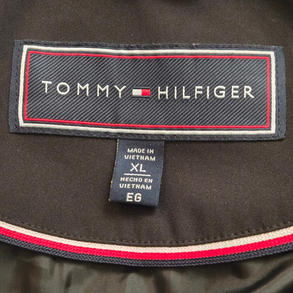 Tommy Hilfiger Women's Black Chevron Quilted Hooded Puffer Jacket Sz XL - Picture 7 of 12